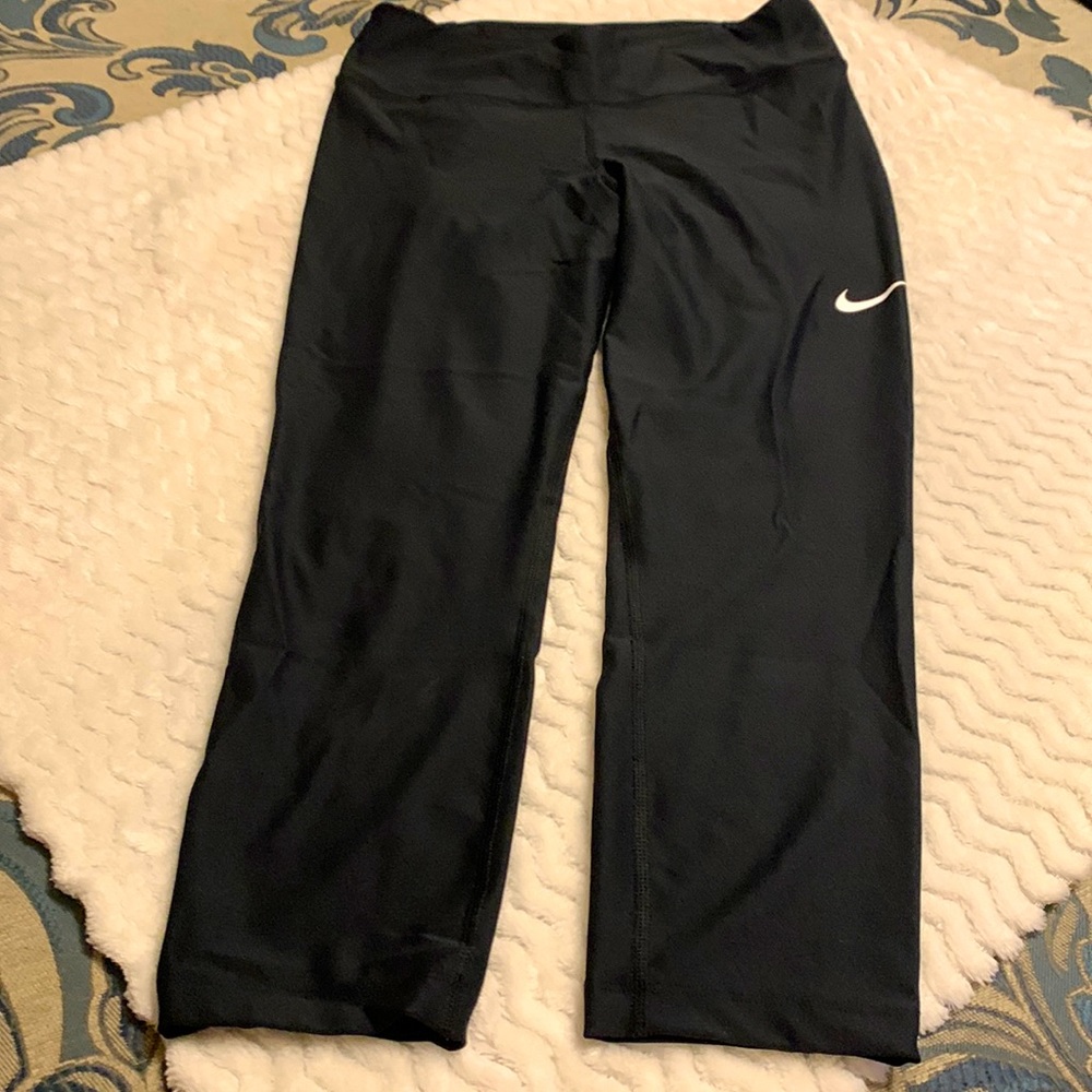 Nike Dri-Fit capri leggings